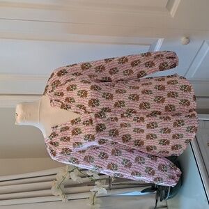 NWOT UNTUCKit Womens Marcella Floral/Pink Vine‎ Print Button Down Blouse XS